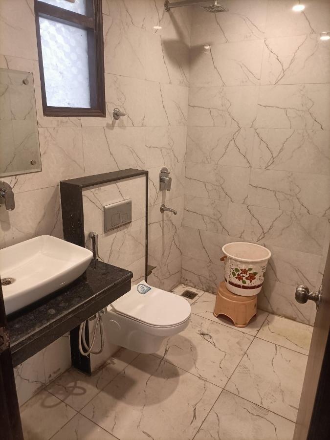 Family Hotel Tark Near Igi Airport Delhi Neu-Delhi Exterior foto
