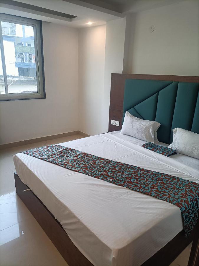 Family Hotel Tark Near Igi Airport Delhi Neu-Delhi Exterior foto