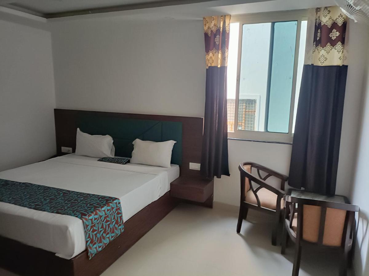 Family Hotel Tark Near Igi Airport Delhi Neu-Delhi Exterior foto
