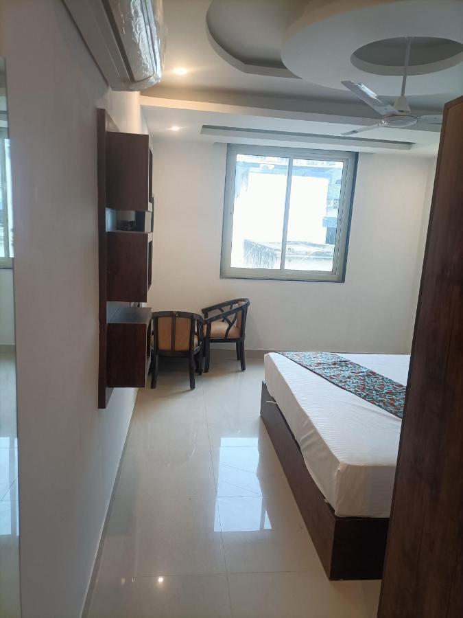 Family Hotel Tark Near Igi Airport Delhi Neu-Delhi Exterior foto