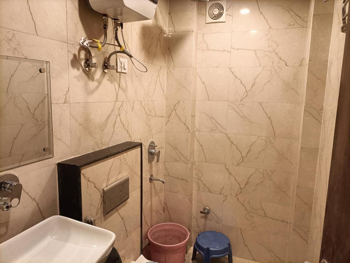Family Hotel Tark Near Igi Airport Delhi Neu-Delhi Exterior foto